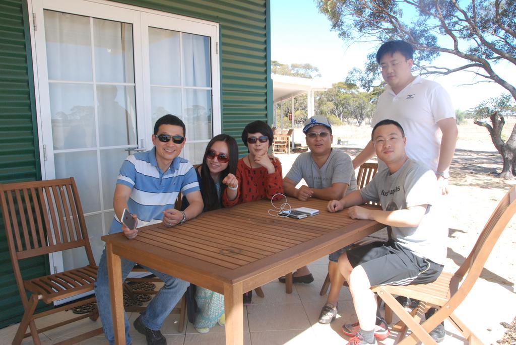 Kukerin Mary'S Farm Cottages الغرفة الصورة