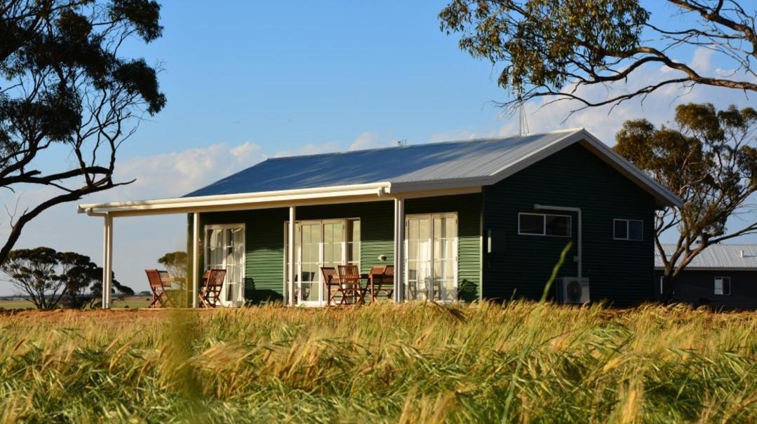 Kukerin Mary'S Farm Cottages المظهر الخارجي الصورة